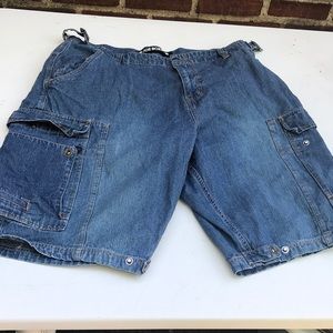 Joe Boxer Size 40 denim cargo shorts